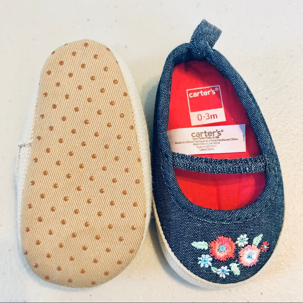 Adorable denim flower baby shoes